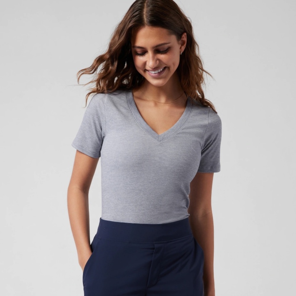 FINAL SALE! REMOVING SATURDAY✨ Athleta Renew Seamless Tee